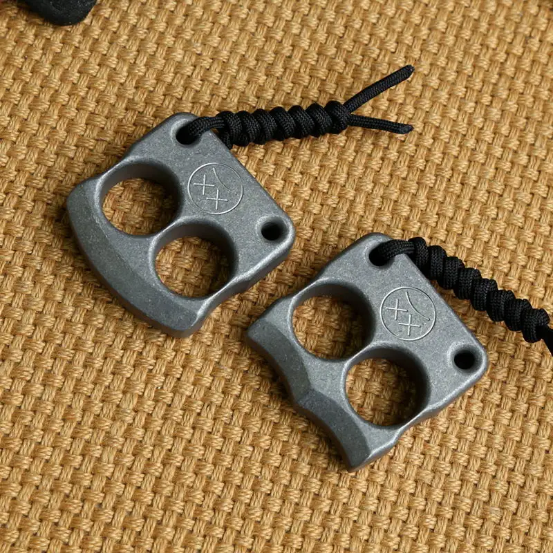 

EDC Titanium Alloy Multipurpose Two Holes Tools Meteorite Keychain Outdoors Tools Titanium Spinner Multi Tools