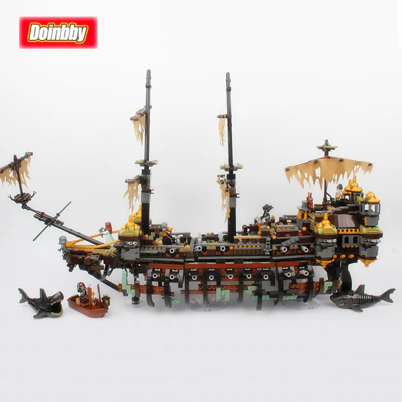 

16042 Pirates of The Caribbean Movie Captain Jack Silent Mary Model Building Block Bricks Compatible with Legoings Toys