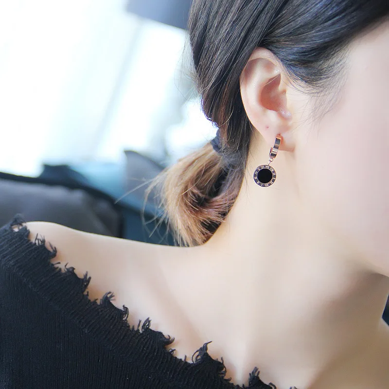 

316L Stainless Steel Titanium Steel Roman Numerals Hoop Earrings Ear buckle Rose Gold colors wholesale