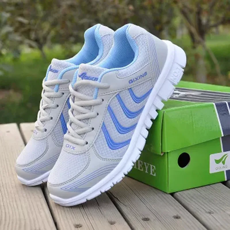 Schnelle lieferung Neue ankunft Frau Casual Komfortable Große größe 35-44 schuhe 2018 Mesh frau flache mischfarben Schuhe tenis feminino