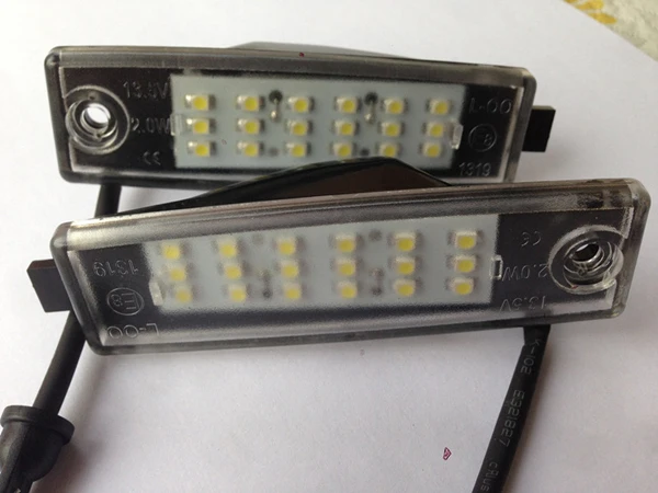 Toyota_HiAce_License_plate_Lamp (4).jpg
