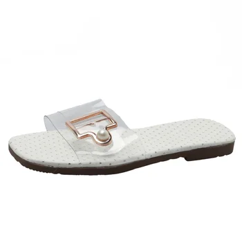 

Women Shoes Rivet Slippers Women Transparent Slides Casual Mules Summer 2019 Flat Heels PVC Rubber Slippers Beach Pearl Pantufa