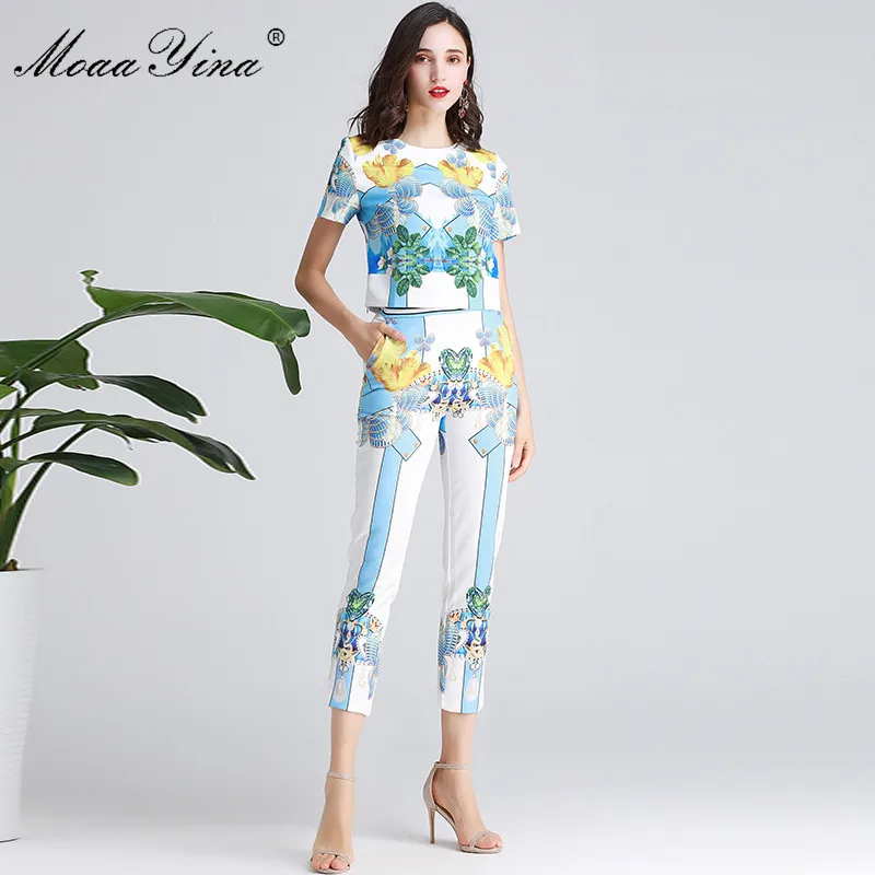 

MoaaYina Fashion Designer Set Spring Summer Women Short sleeve Floral-Print Short Tops+3/4 pencil pants Two-piece suit