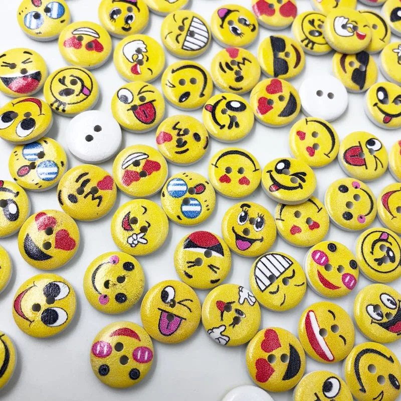 50pcs Mixed Random Round Wooden Sewing Cute Emoji Face Buttons 15mm