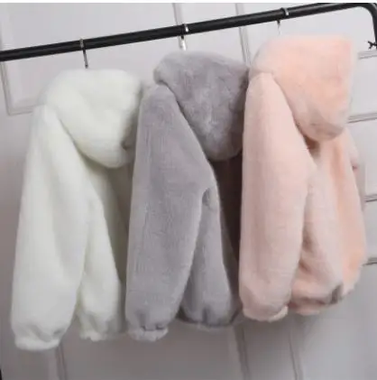 

2019 Women Short Section Large Size Winter Autumn Spring Man-Made Fur Jacket Female Sexy Faux Fur Hooded Coats Size 5Xl 6Xl S30