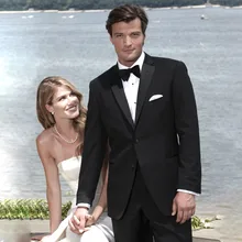 Изготовленный на заказ, чтобы измерить черные костюмы с черным атласным отворотом, на заказ свадебный смокинг жениха для мужчин