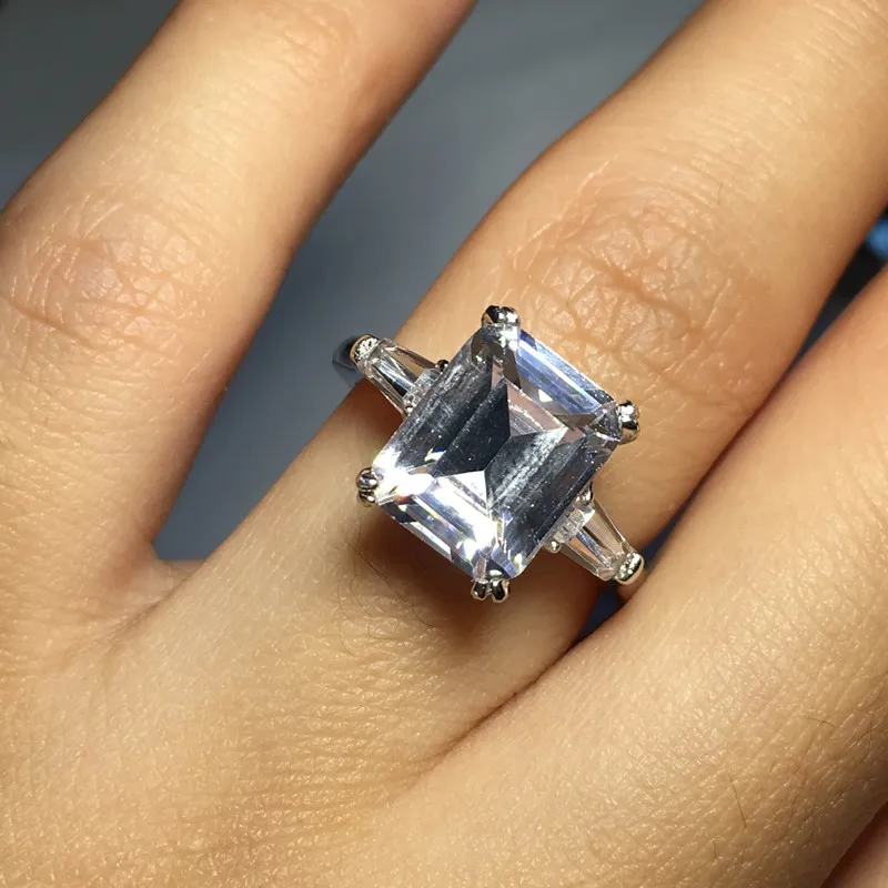 Роскошное Изумрудное кольцо с 3 камнями, блестящее ювелирное изделие Sona, обручальное кольцо, 925 пробы Серебряное женское кольцо