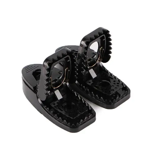 

SaiDeng 2PCS Practical Black Plastic Mice Trap Creative Rat Killer (Small)-40