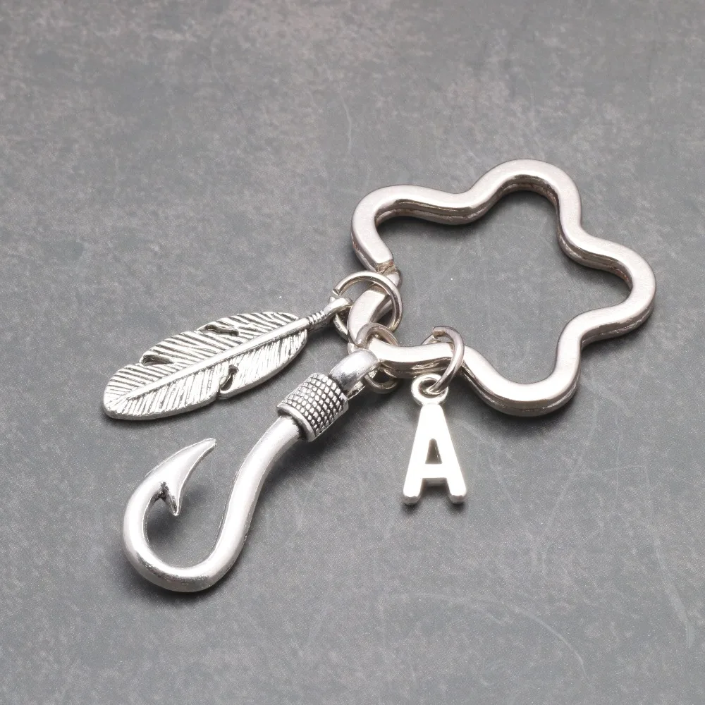 7 Styles A Z Letter Leave Hook Keychain Star Heart Keyring Gift Fish