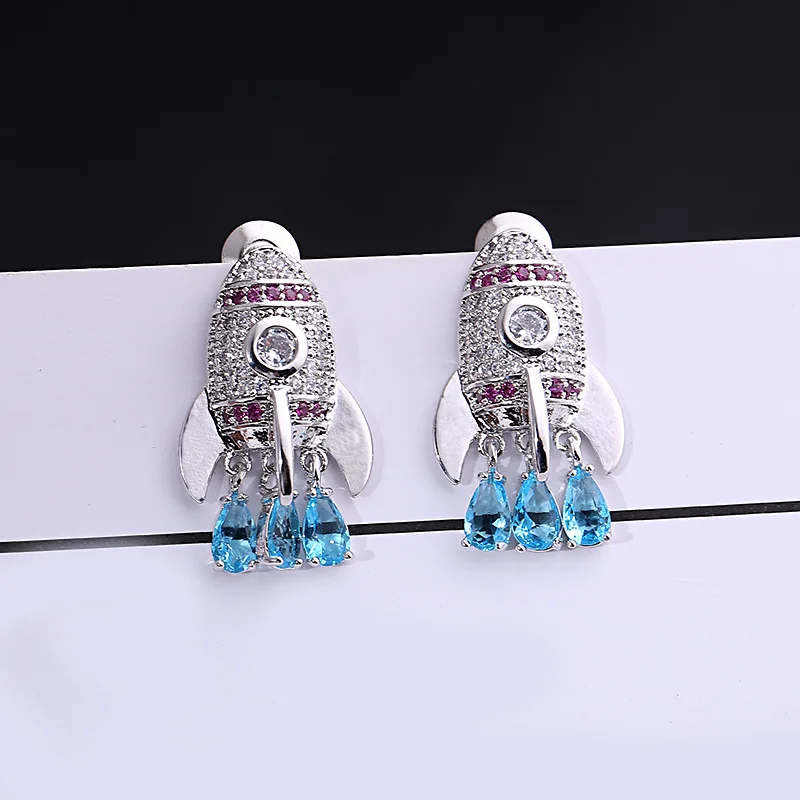 4527958501_652511641