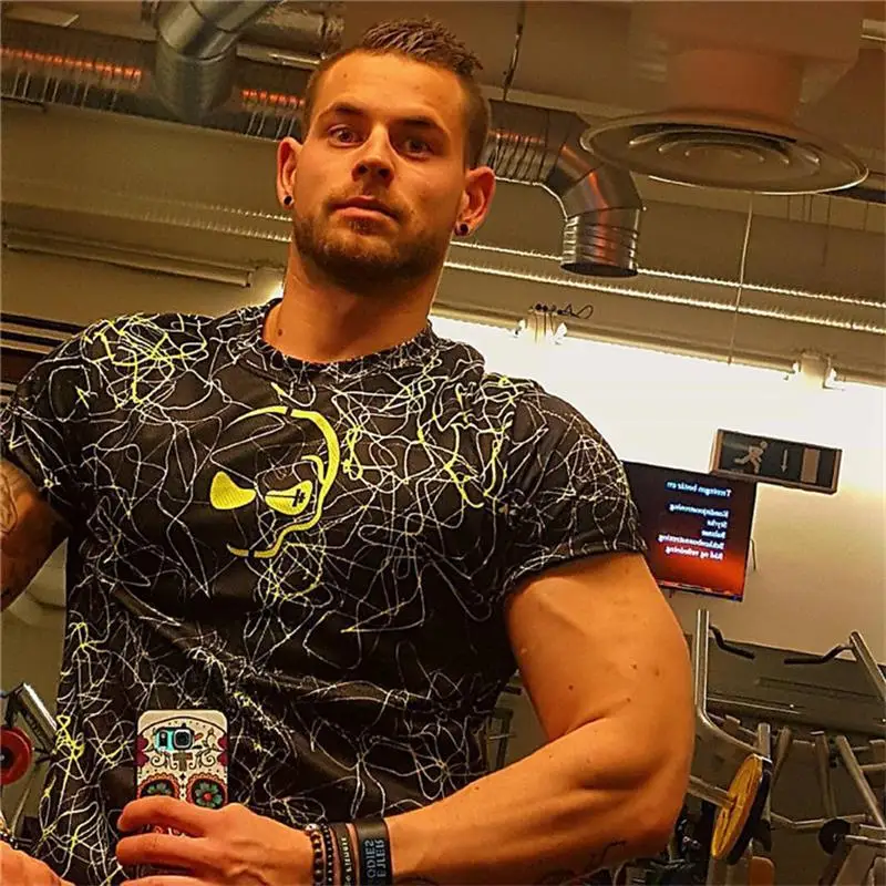 

2018 Men Leisure O-Neck Running T-Shirt Vintage Short Sleeve Solid Color Muscle Fitness Jogging Gym T-Shirt