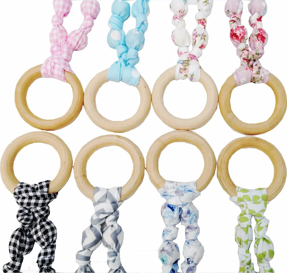 

Organic nursing necklace - Gender neutral baby gift - teething necklace - Fabric teething necklace - Organic baby gift