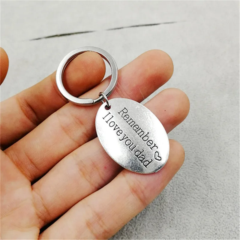 

YWOSPX 1 Pcs Diy Llaveros Metal Keychains Lettering Remember I love you dad Engraving Key Pendant Dad Best Gifts