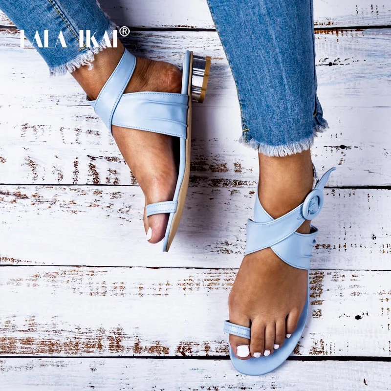 LALA IKAI/Женская Повседневная летняя обувь из искусственной кожи; однотонные женские босоножки на низком каблуке с пряжкой и ремешком; chaussures femme; 014A3250-4