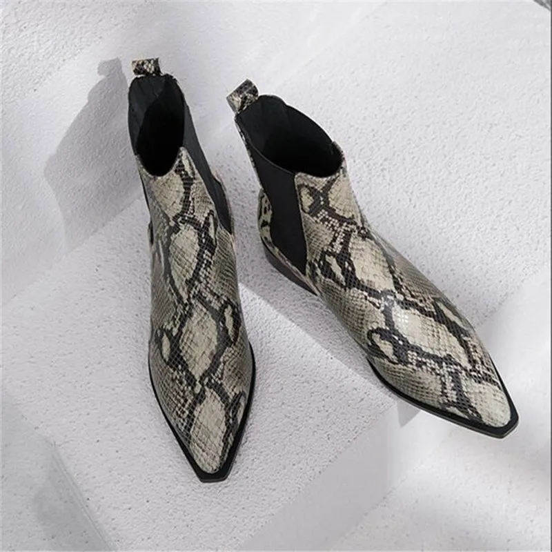 

Fornihapfirafs Fashion Short Boots New Booties Embossed Snakeskin Leather Chelsea Boots Slip-On Stacked Heels Women Ankle Boots