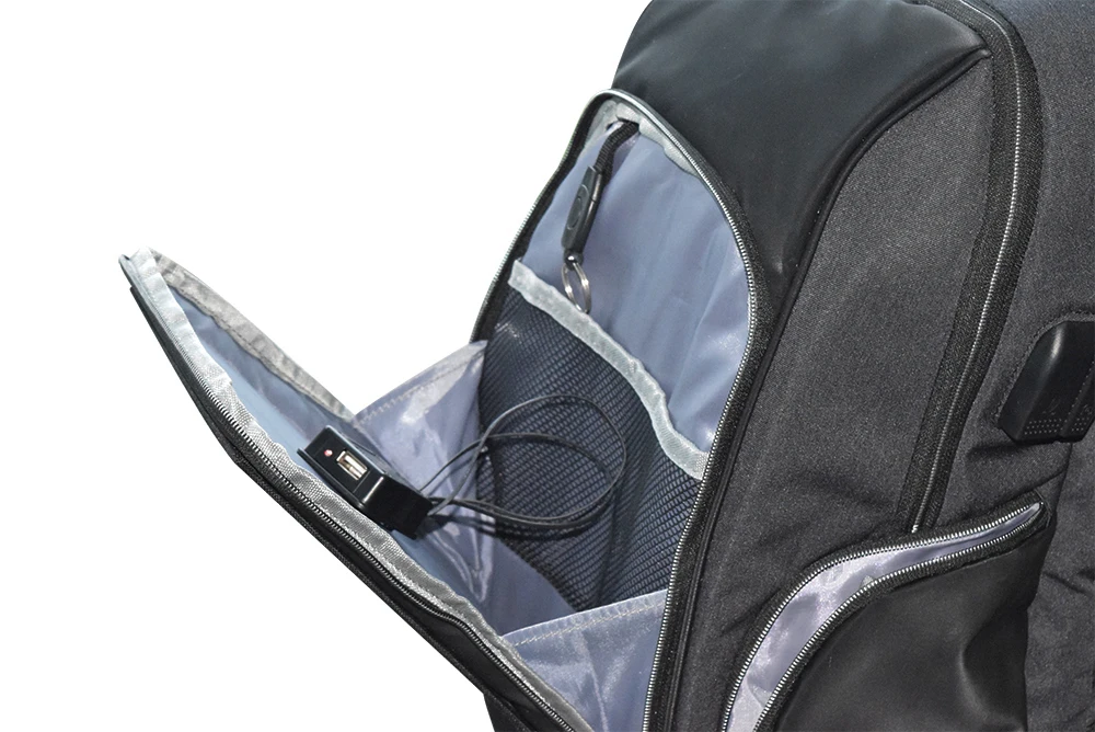 Backpack with Solar Panel and USB Port to Power All your Devices Backpack with Solar Panel and USB Port to Power All your Devices
