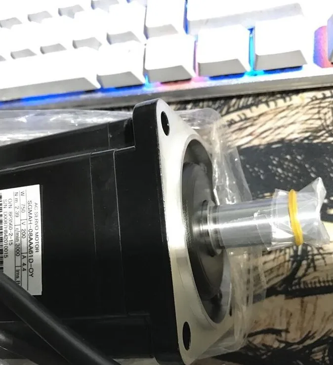 

new and original Servo Motor SGMAH-08AAA61D-OY