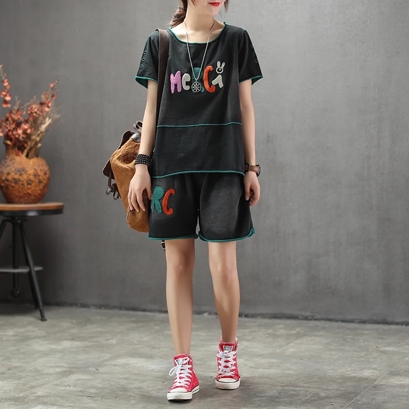 

Women Summer Fashion Brand Korea Style Vintage Hole Letter Embroidery Short Sleeve T-shirts Shorts Female Casual Simple Sets