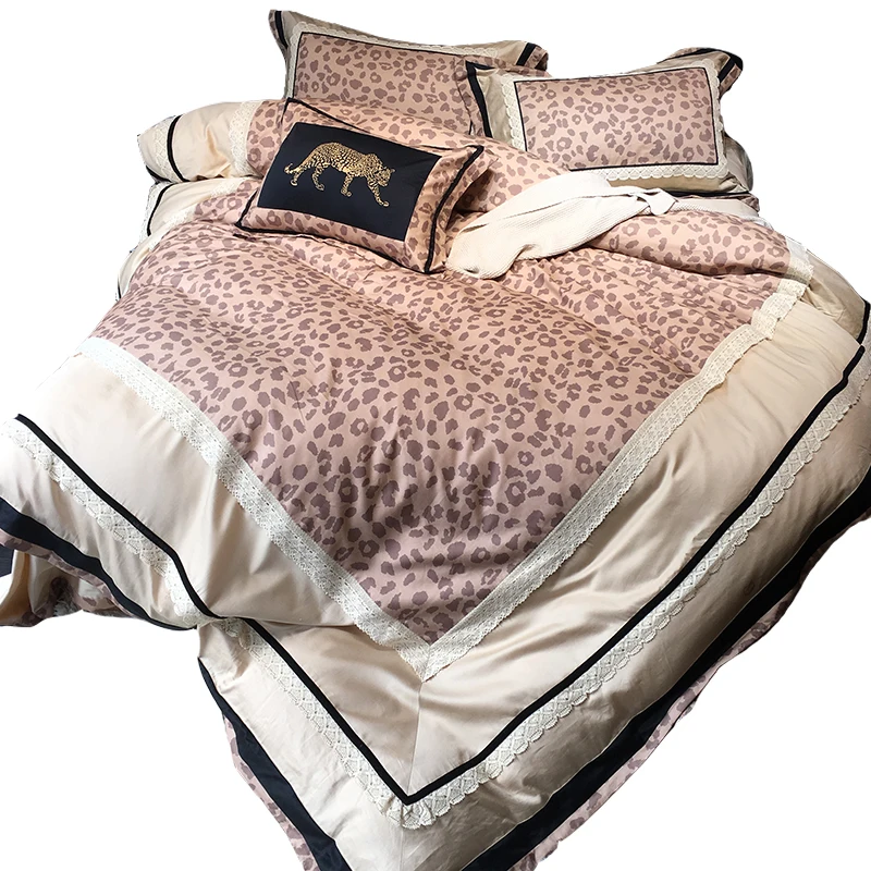 Drap Leopard Lit