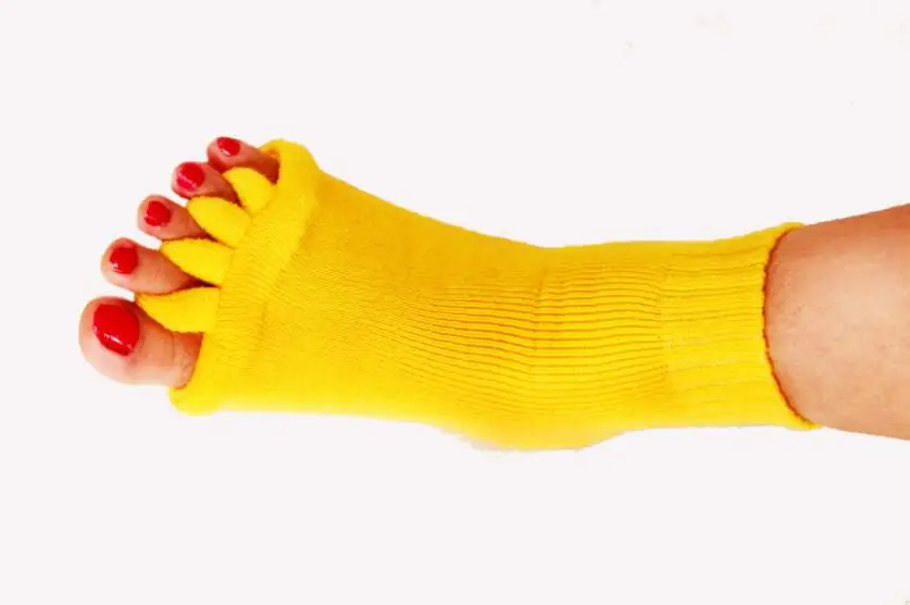 1 пара носков с пятью пальцами ортопедические разделители для пальцев ног корректор большого пальца ортопедическая вальгусная деформация коррекция осанки эктропион - Цвет: Цвет: желтый