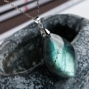 

Natural Green Light Labradorite stone Water Drop Woman Pendant AAA