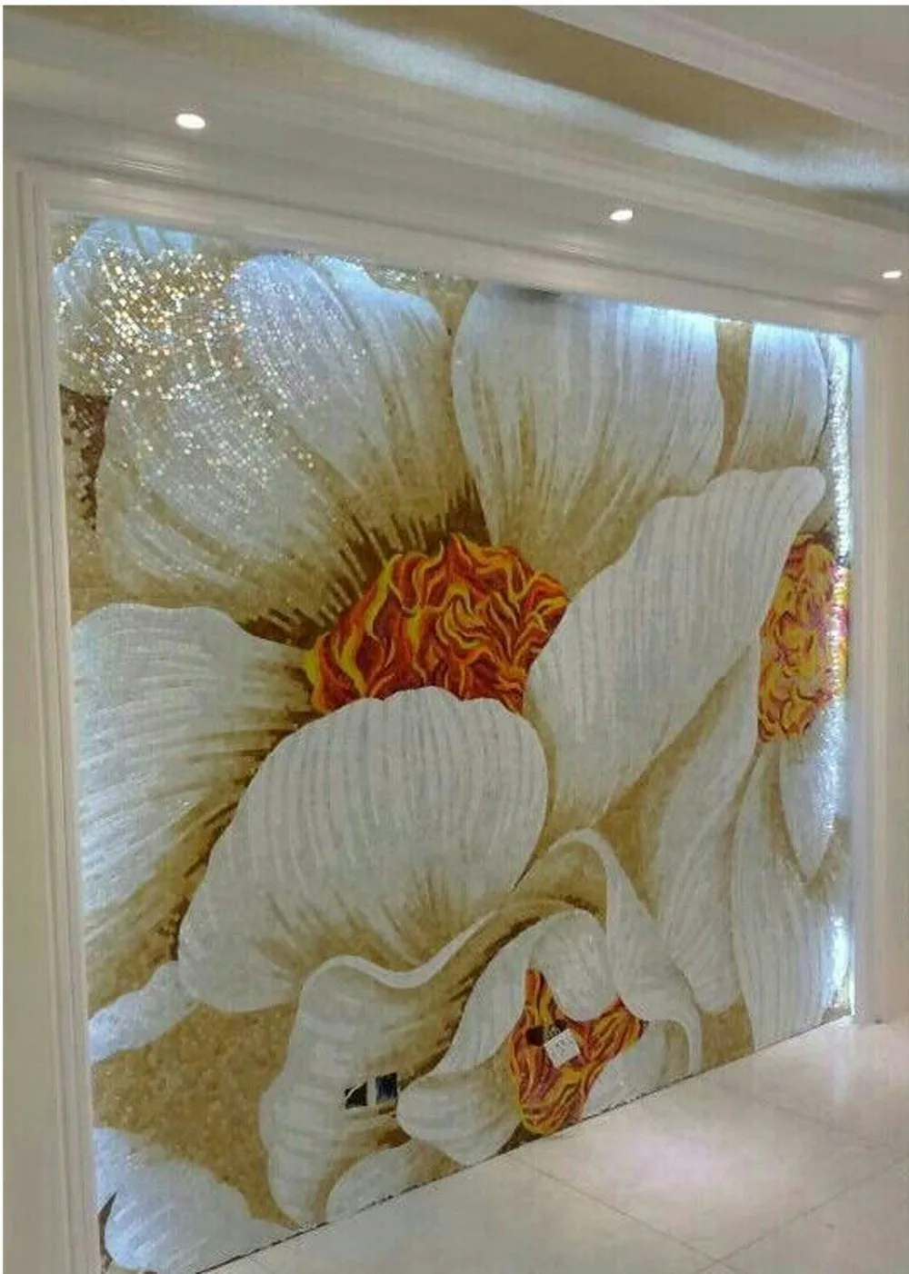 

High-end Customized Hand-cut Mosaic Mural Classic Hibiscus Flower Big White Flower Glimmer Ice Jade Crystal Glass Mosaic Artwork