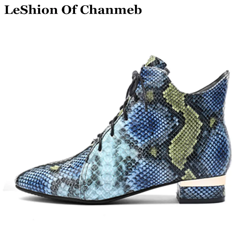 

Fashion Serpentine Printing Genuine Leather Ankle Boots for Women Plus Size 43 Lace up Booties Snake Python Flats Autumn Shoes