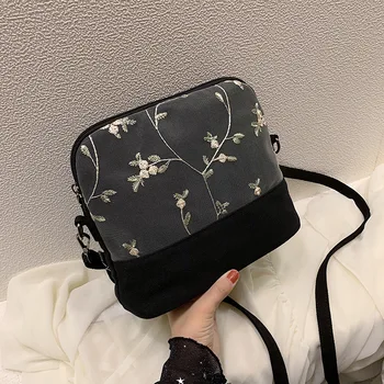 

Cute Floral Embroidery Handbags Women Summer Small Messenger Bag Girl Cute Canvas Shell Clutch Bag Female Shoulder Crossbody Bag