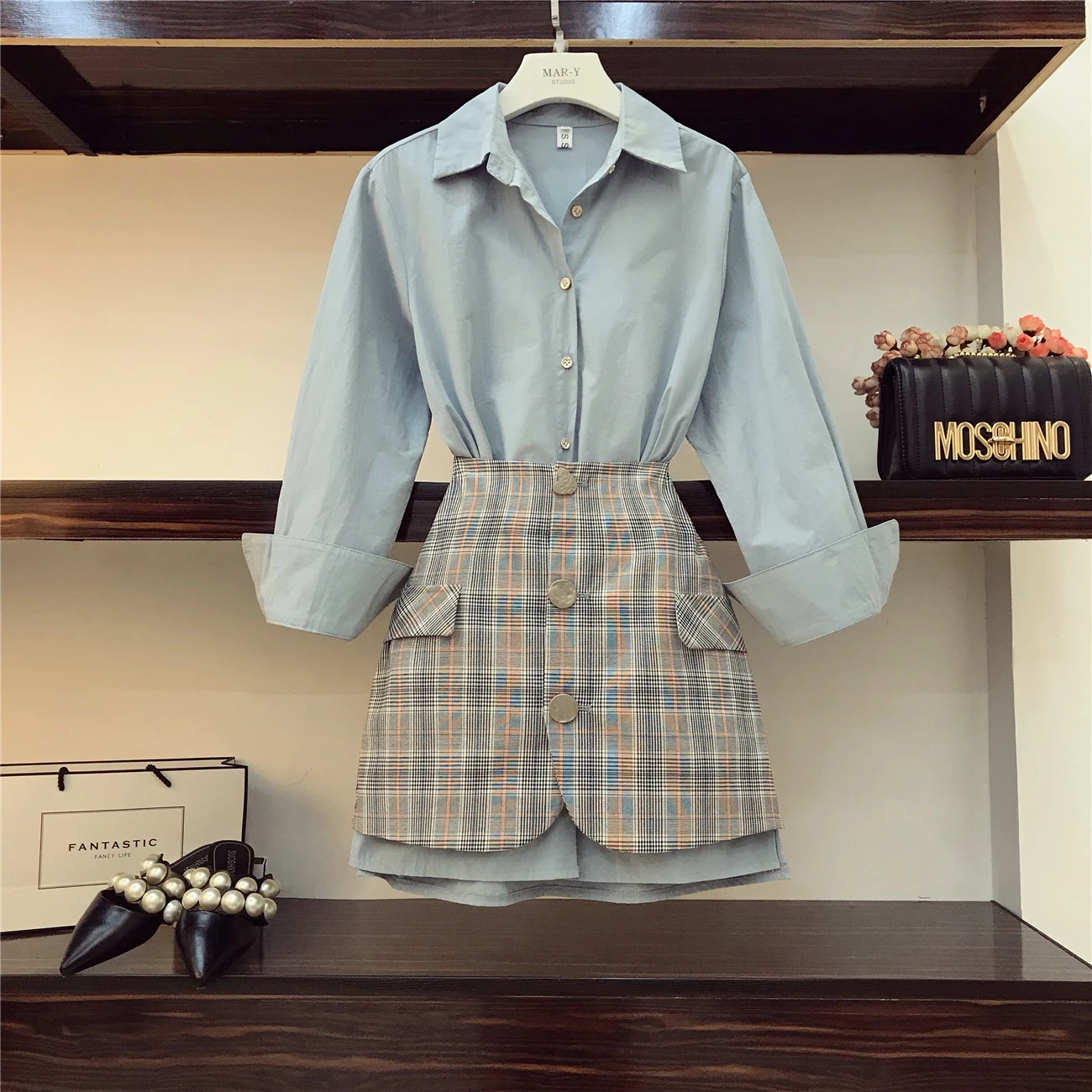 

2018 Fall New Women's Lapel Blue Long Shirt + High Waist Package Hip Plaid Skirt Two-piece Ladies Slim Skirts Set