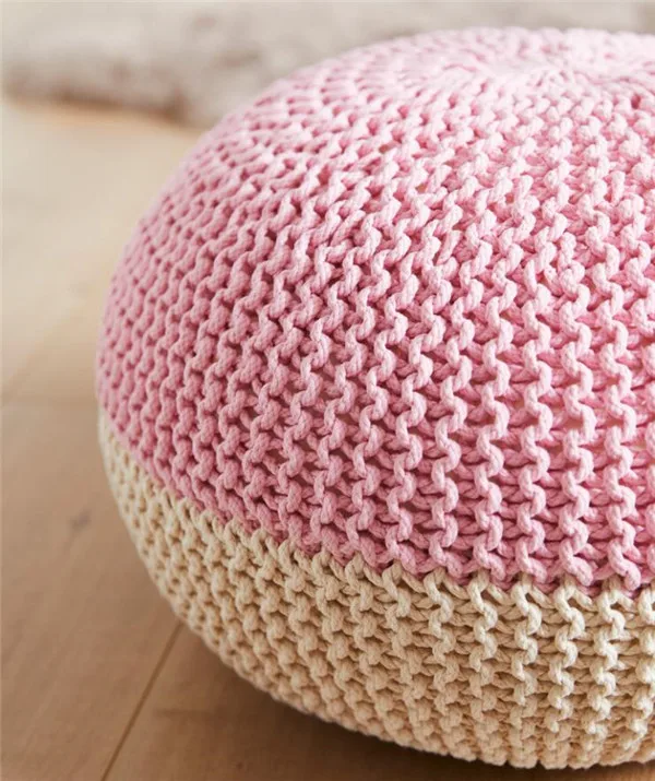 Pouf (1)