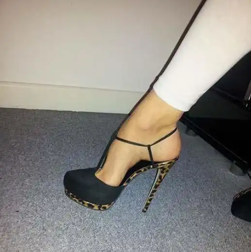 leopard print heel