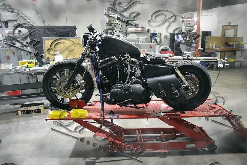 Индивидуальные XL1200 Sportster XL88 путешествия пакеты мотоцикл седло мешок круиз модифицированы цена сбоку сумки