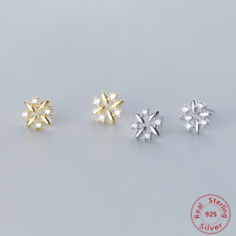 

Chic 925 Sterling Silver Shining Stud Earrings For Woman Hollow Flower Curved Mini Earring
