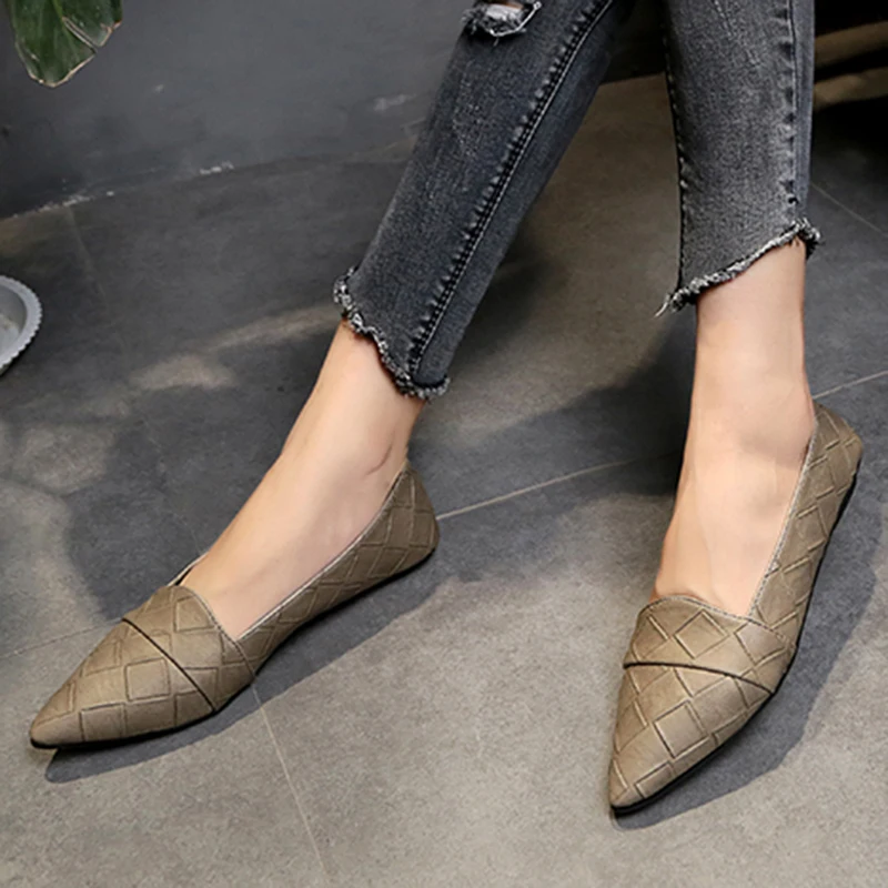 

Dropshipping Woman Flats Pointed Toe Slip on Shoes Woman Ballet Flats Weave Ladies Zapatos Mujer PU Leather Loafers Boat Shoes