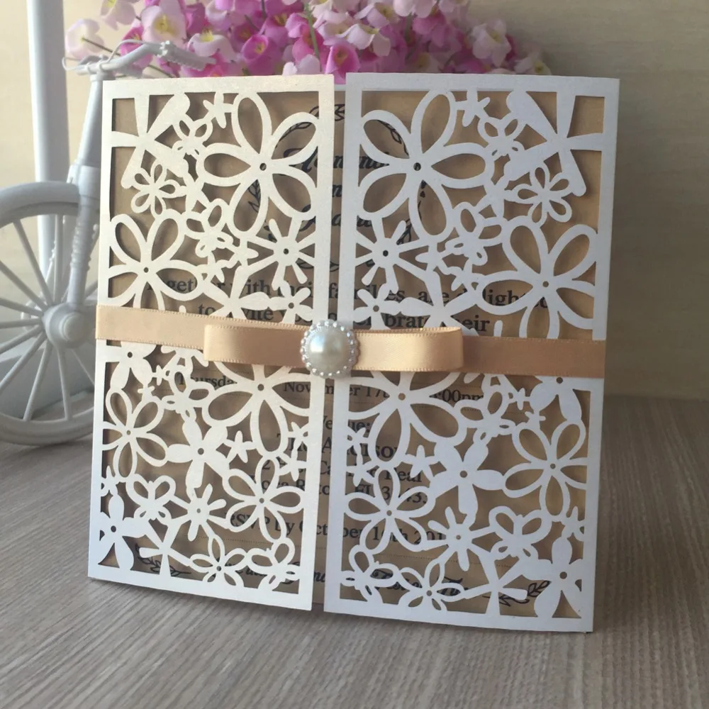 30pcs 2017 Factory price unique design laser cut wedding invitation