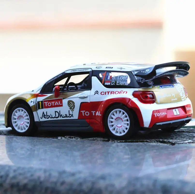 1:32 Diecasts & Toy Vehicles Citroen DS3 модель игрушечной машины со звуком и светом коллекционная