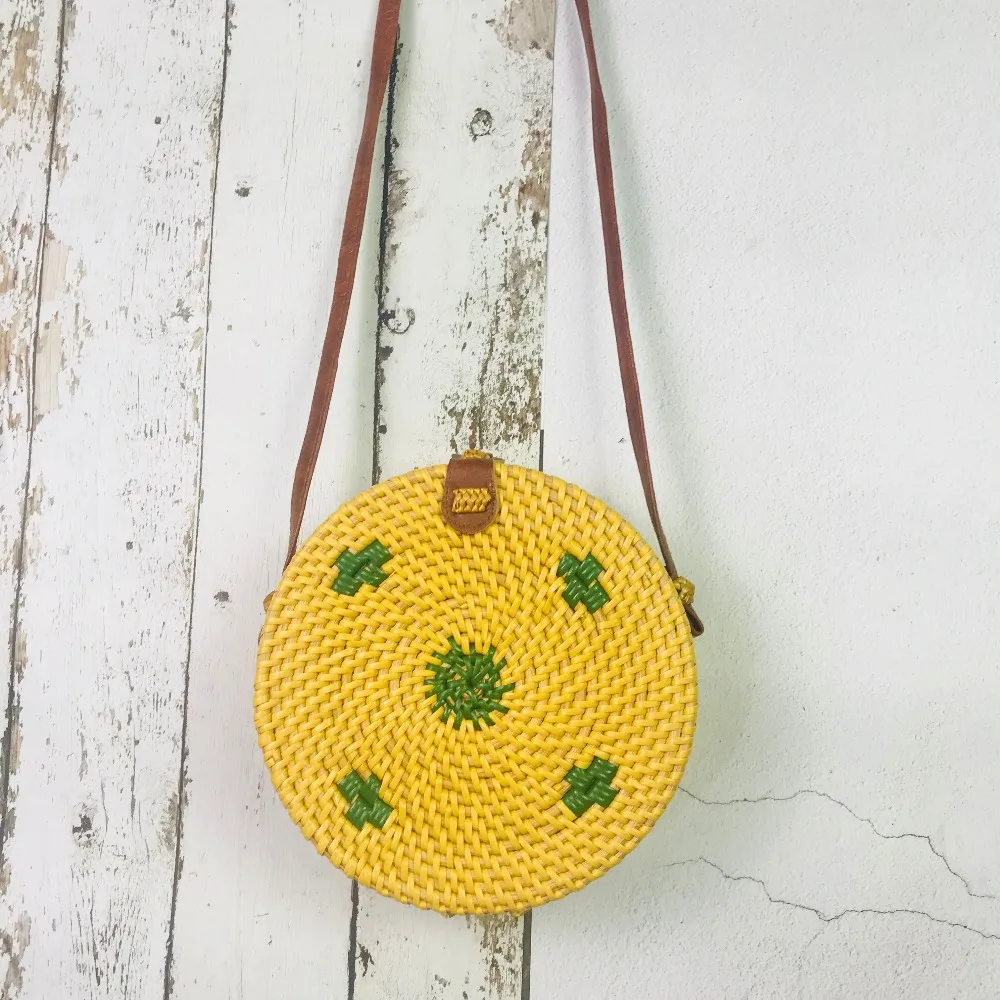 

Straw Bag Bohemian Bali Rattan Beach Handbag Small Circle Lady Vintage Crossbody Handmade Kintted Shoulder Bags yellow color
