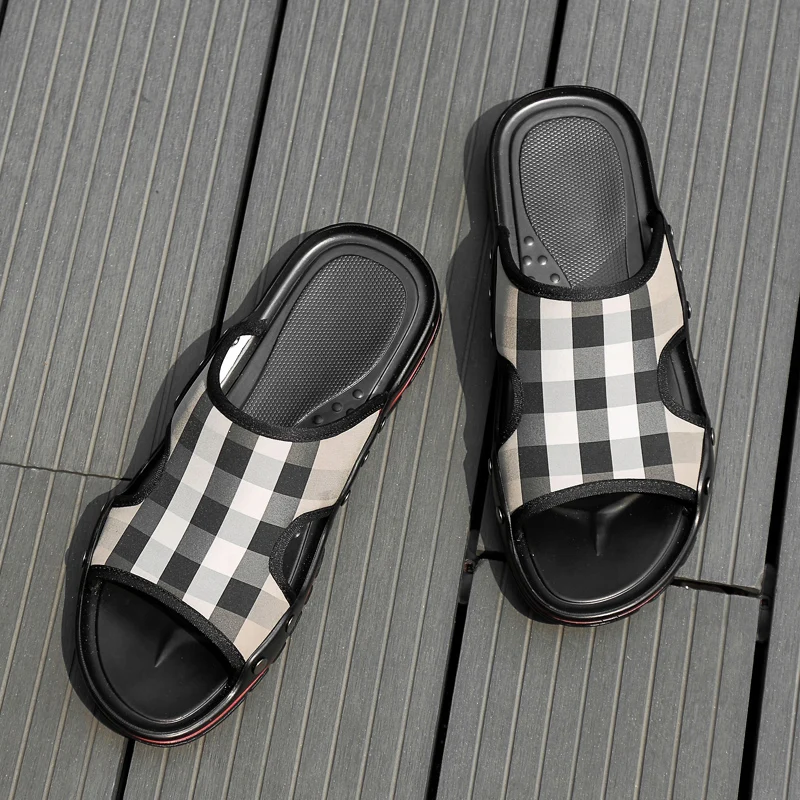 Casual Slippers Summer Flat 2019 Summer Man Shoes Breathable Beach Slippers Split Leather Flip Flops Mens Slippers indoor