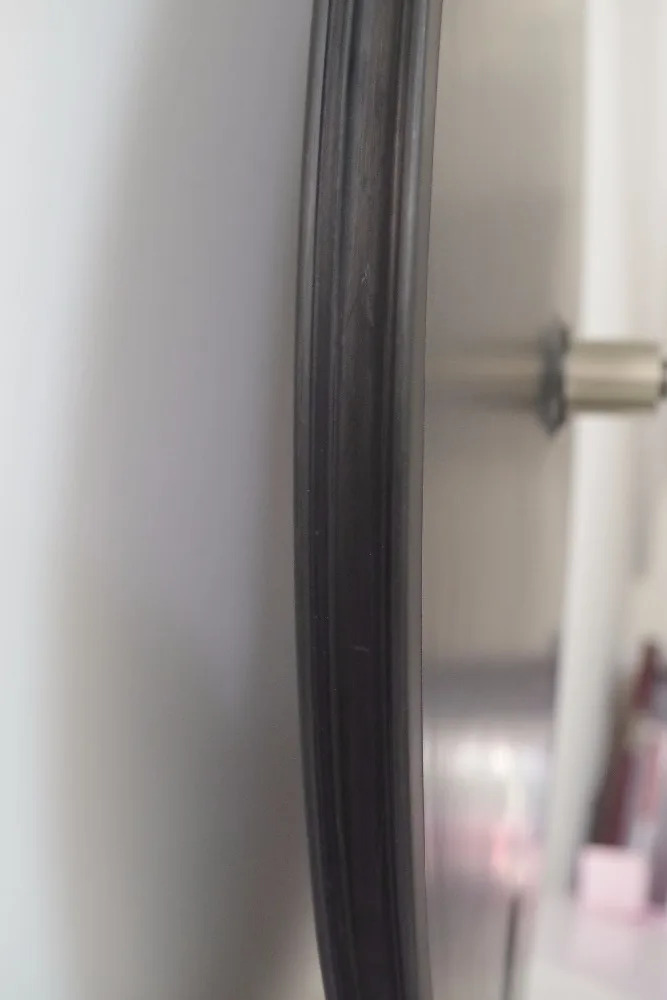 TUBELESS