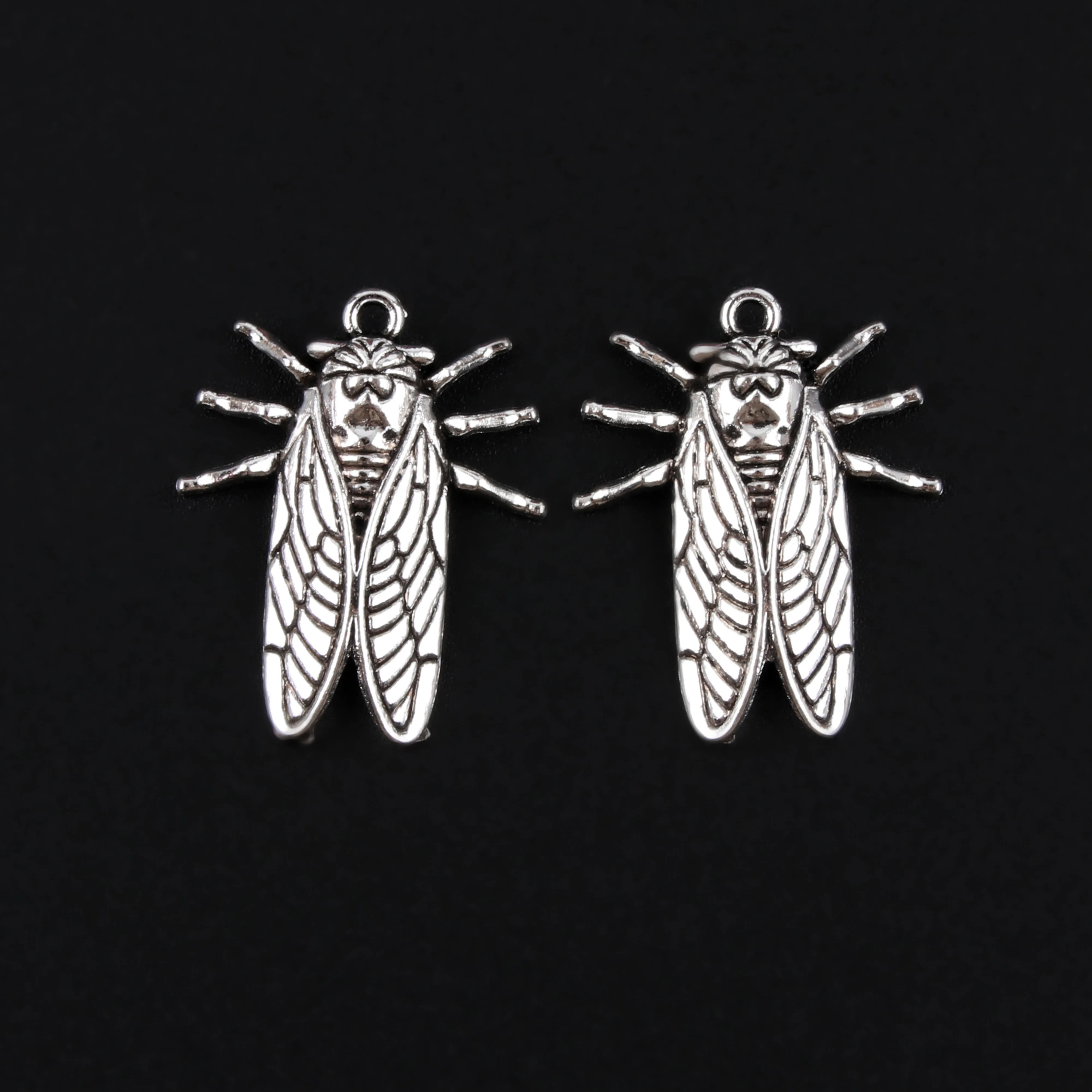20 шт серебряный цвет Cicada Подвески животных кулон ювелирные изделия Аксессуары
