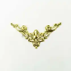

Wholesale 50 Gold Plated Carving Book Scrapbooking Album Folders Decorative Corner 41x41mm Box Bags Findings (W03684 X 1)