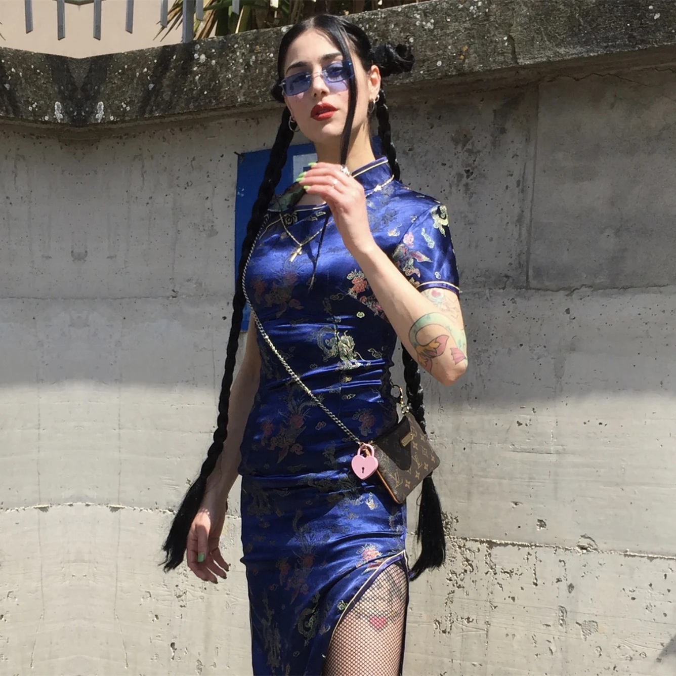 

Classic Dragon Phoenix Satin Cosplay Chinese Beauty Costumes Vintage High Split Sexy COS Sailor Moon Nightclub Cheongsam S-6XL