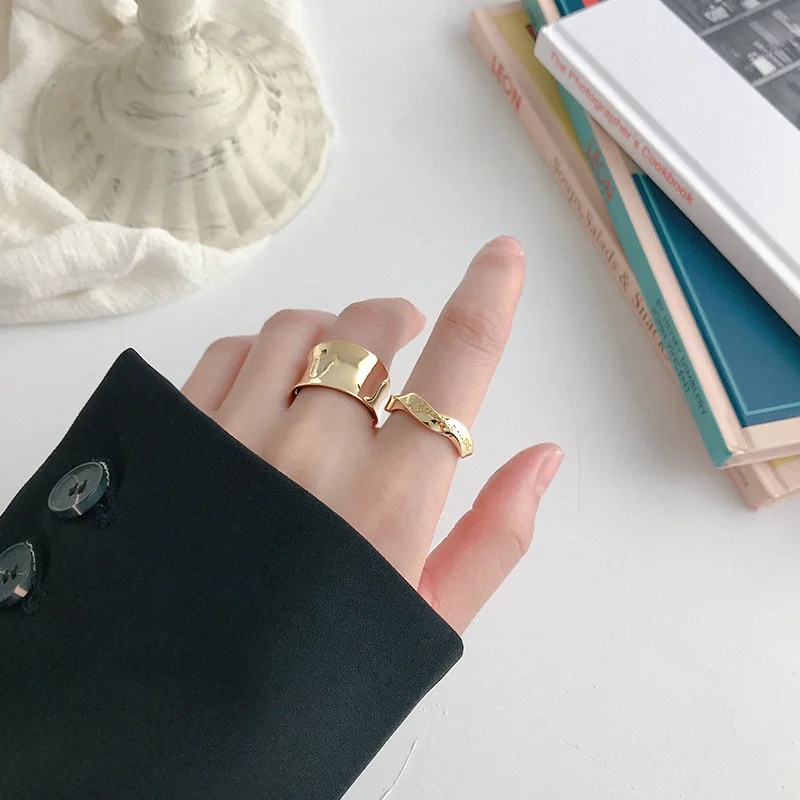 

Silvology Love Me More Mobius Wave Rings 925 Sterling Silver Twist Veins Texture Elegant Rings For Women Fashionable Jewelry