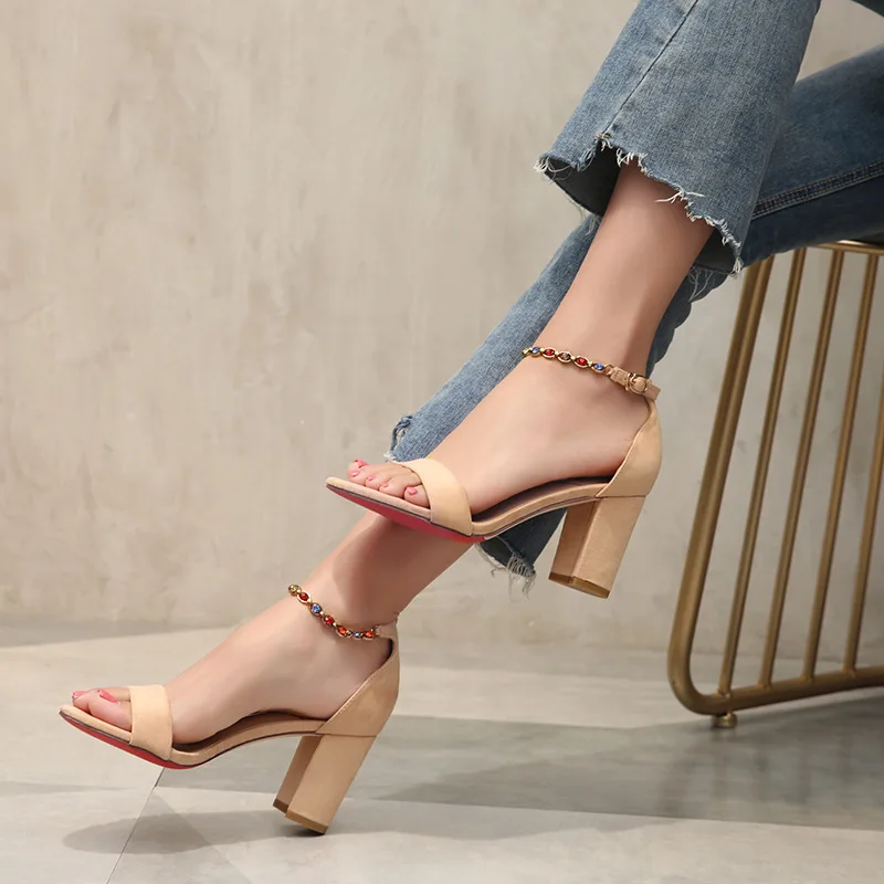 

sweet brand summer new Korean version of the rough and heel fish mouth sandals with one pair of suede women's shoes.A469A