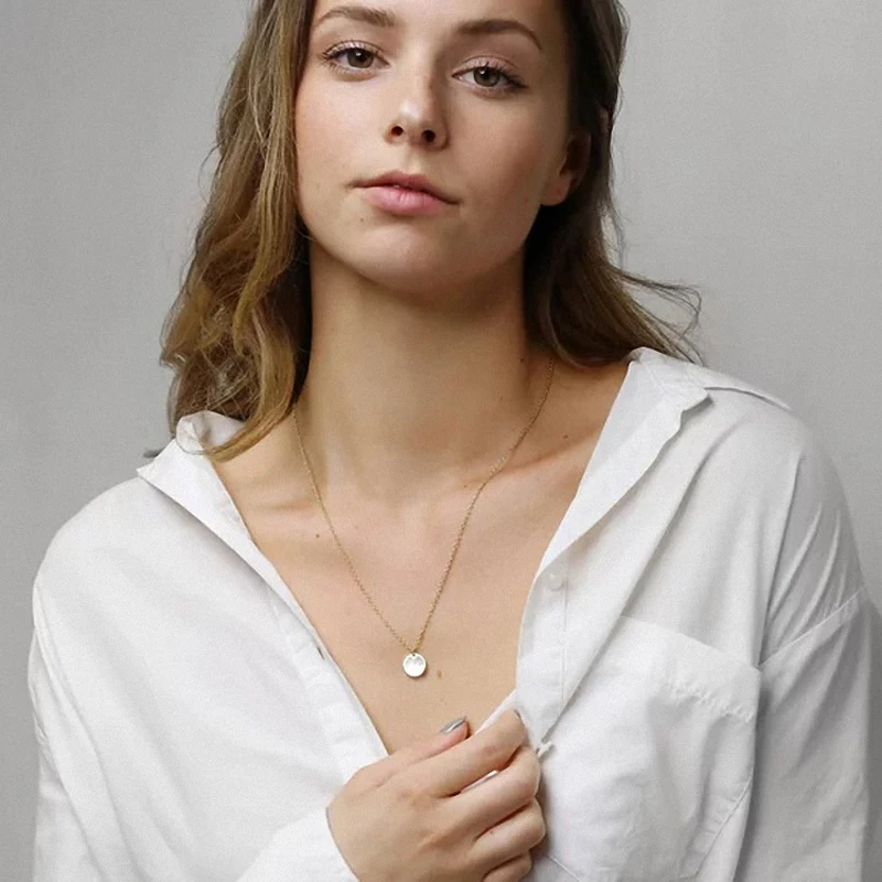 

Fashion Tiny DIY Gold/Silver/Rose Gold Letter Necklace Initials Name Necklaces Pendant for Women Girls Best Birthday Gift 2019