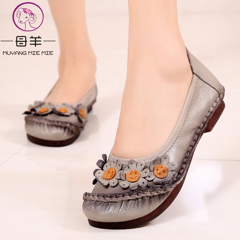 MUYANG MIE MIE Women Flats 2018 Handmade Casual Women Shoes Woman Flower Genuine Leather Flat Shoes Ballet Flats Women Loafers цена MUYANG MIE MIE Women Flats 2018 Handmade Casual Women Shoes Woman Flower Genuine Leather Flat Shoes Ballet Flats Women Loafers цены онлайн