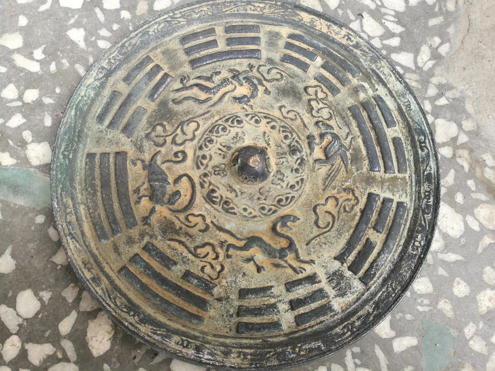 

CHINESE FOLK OLD Bronzeware mirror feng shui Gossip largescale bronze mirror