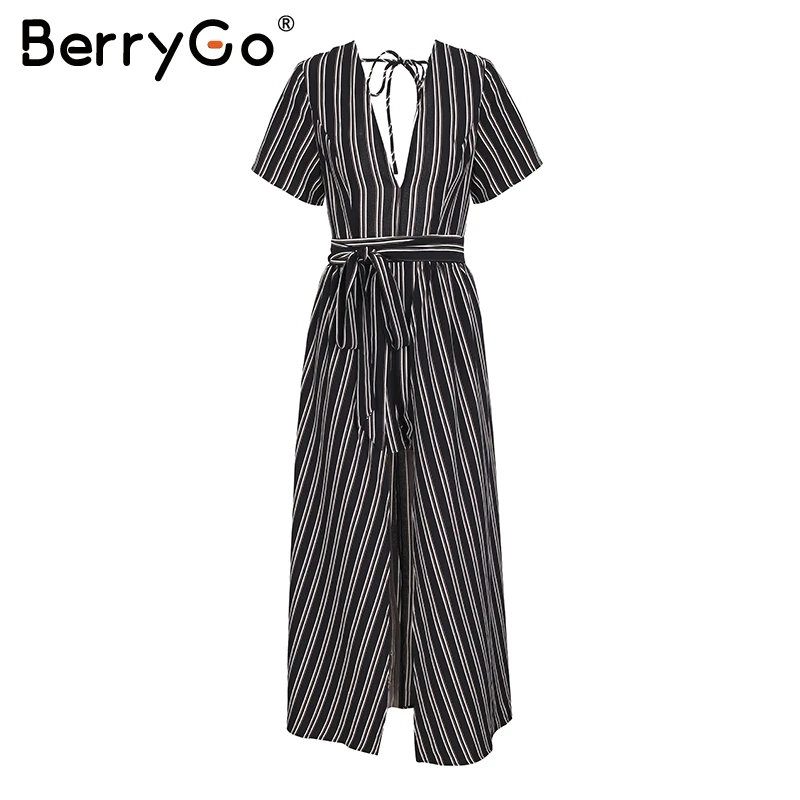 Женский костюм комбинезон в полоску BerryGo шифоновый короткий с открытой спиной и