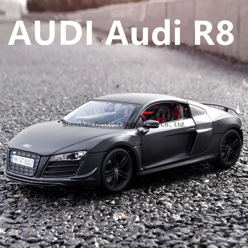 Ретро модель автомобиля Maisto 1:18 Audi R8 из сплава Классическая украшение для