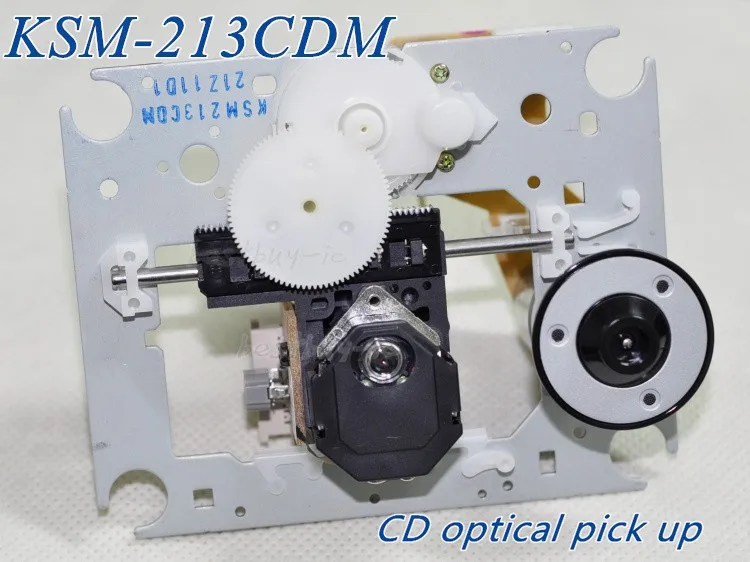 

Оригинальная компактная фотокамера с встроенным оптическим механизмом KSM213CDM